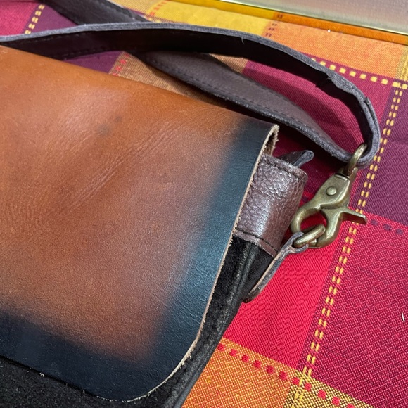 Amsterdam Heritage Leather suede Crossbody bag - Picture 2 of 10